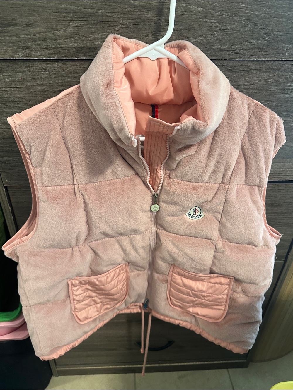 Women’s Light Pink Quilted Puffer Vest size L
